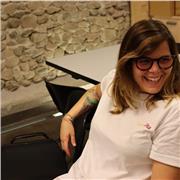 Ciao! Sono TUTOR DSA, sono una ragazza di 27 anni che insegna alla scuola primaria e a cui piace dedicare anche parte del proprio tempo libero per dedicarsi ai bambini lavorando singolarmente